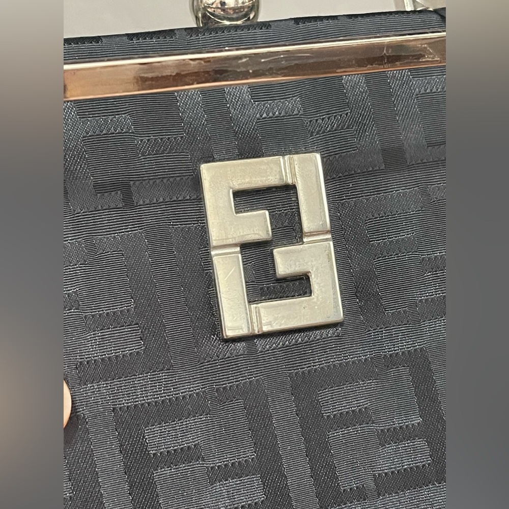 Women black and silver clutch bag  so beautiful in excellent condition - Picture 4 of 8